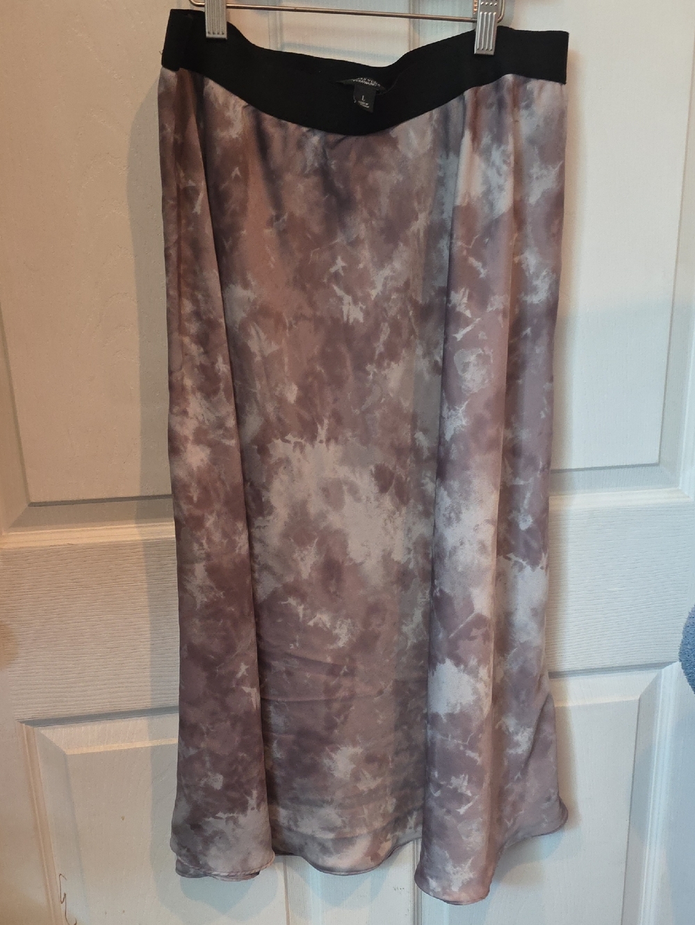 Simply Vera Vera Wang Mauve Tie-Dye Maxi Skirt with Black Waistband